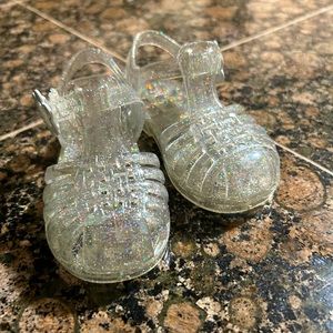 HOLOGRAPHIC GLITTER JELLY TODDLER SANDALS SIZE 5